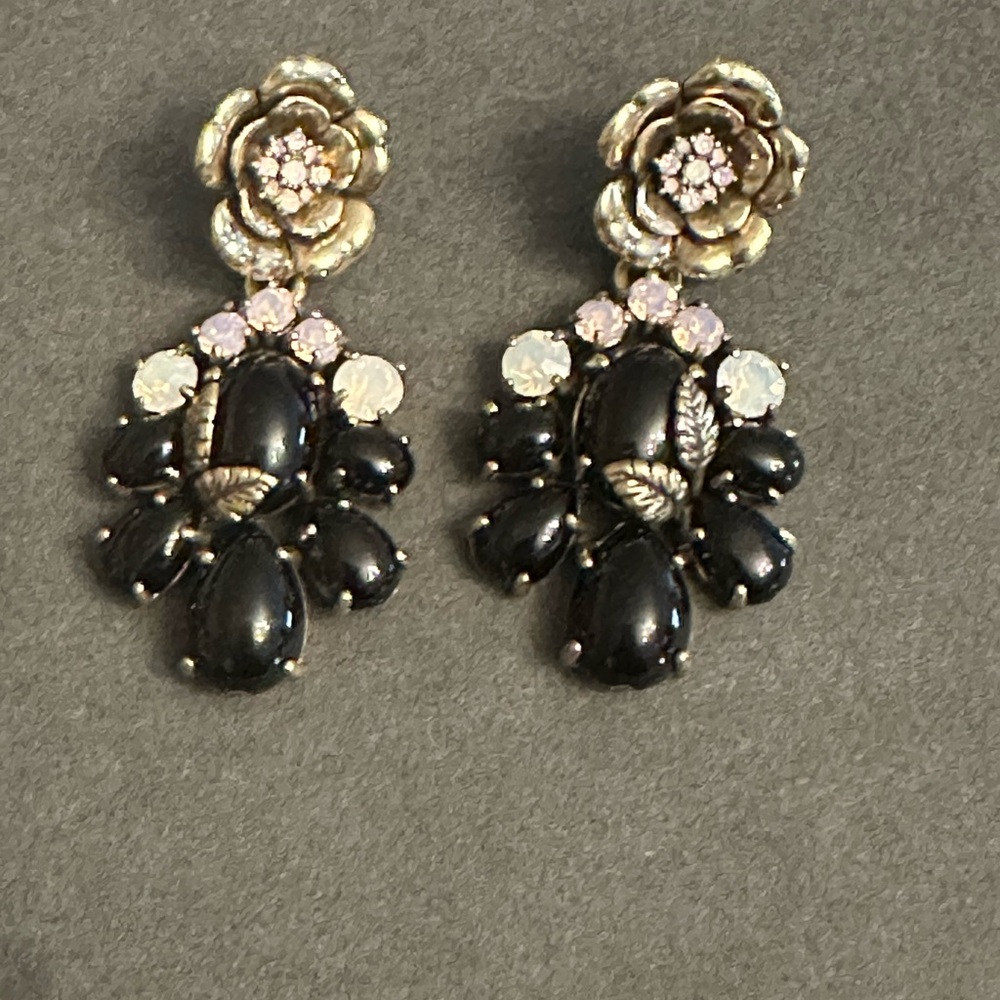 Elegant Black and Gold Floral Earrings